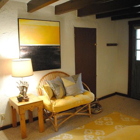 Old Taos Guesthouse B&B Room photo